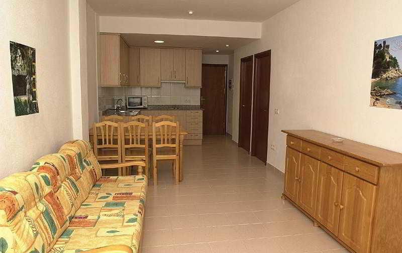 Ar Dosjoimi Apartments Lloret de Mar Eksteriør billede